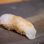 鮨裕 - 熟成したヒラメ（小田原）