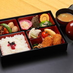 味蔵　月あかり - 『団体様プラン（1,000円）』（お味噌汁付）　ご予算に応じて、8名様1,000円より承ります。お気軽にお問い合わせください。