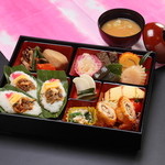 味蔵　月あかり - 『団体様プラン（1,400円）』（お味噌汁付）　笹ずし3枚入りです。