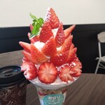 高橋農園 - イチゴパフェミニ1600円