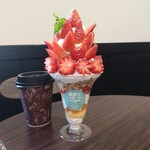 高橋農園 - イチゴパフェミニ1600円、本日のコーヒー400円、セット割り引き-50円