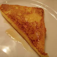 フレンチ キッチン - 朝食ビュッフェ：フレンチトースト（半分のポーションで作ってもらいました）