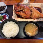 食事処 池田 - 金目鯛煮魚定食