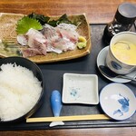 魚繁 - 