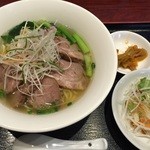 Kenkou Chuuka Seiren - 叉焼麺と餃子のセット