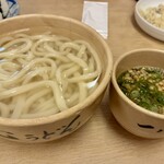 釜揚げうどん 一心 - 釜揚げうどん（大）←並はないので、大がデフォルト？