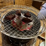 七輪炭火焼 ホルモン食堂 夕やけ横丁三丁目 - 