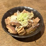萬YOROZU - 佐助豚もつ煮込み