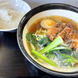 台湾料理 亜薇_1