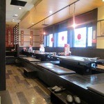 Okonomiyaki famirii izakaya guusu minodou kitaguchiten - 店内　　2015/2月