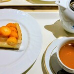 デリス タルト＆カフェ - 完熟金柑のタルト　セット　ダージリンティー