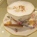 ラッソ - カプチーノ　８２０円　【　２０１５年２月　】