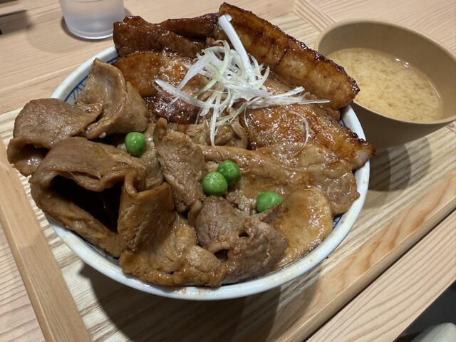 元祖豚丼屋TONTON 宇都宮宿郷店 （トントン） - 駅東公園前/豚丼