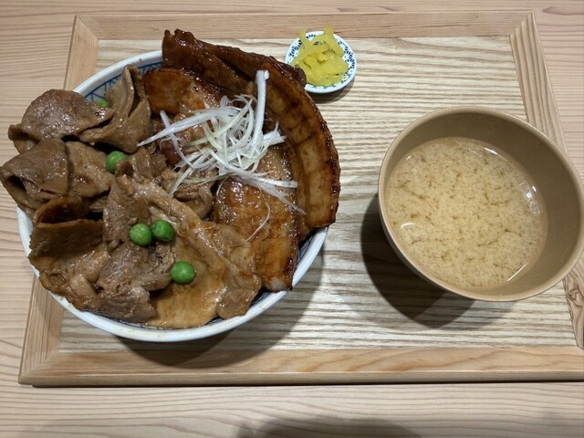 栃木のとんとん 元祖豚丼屋TONTON 宇都宮宿郷店 （トントン） - 駅東公園前/豚丼