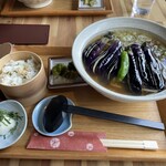伊豆の華 - 料理写真:揚げ茄子おろしそば　おしん飯セット