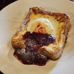 ひら埜 - いちごのフレンチトースト