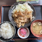 美野里パーキングエリア（上り線）フードコート - 生姜焼き定食　1,300円
