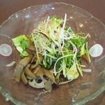 中国料理 成蹊 - レンコンとゴボウの黒酢きんぴらサラダ