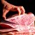 肉の切り方 - 料理写真:サーロインは一枚一枚包丁で丁寧に捌きます