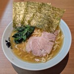 まだ洞くつ家 - 料理写真:ラーメン並。コメオオメ❢❢　　￥900