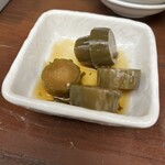 餃子のゆうた - ランチの漬物