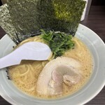 横浜家系ラーメン 魂心家 - 料理写真: