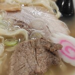 手打ちラーメン 清仁軒 - 二種類のチャーシュー