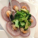 Than Ying - ホタテとブロッコリー