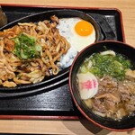 資さんうどん - 料理写真: