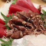 森の机 - ホタルイカとマグロの赤が危険。スモークしたお造りもアクセントで飽きないです