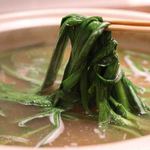 森の机 - サラダ鍋は時々ニラそうめんにもなります。