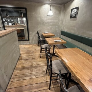 路地裏にあるオシャレな隠れ家◎オーダーケーキの注文も♪