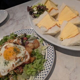 喫茶マドラグ_1