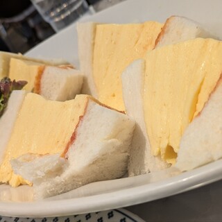 喫茶マドラグ_0