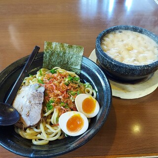 石焼濃厚つけ麺 みやこ家_0