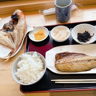 おざきのひもの_0