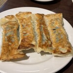 친탄탄 카이힌 마쿠하리 에키마에점 - 