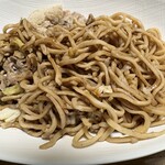石田屋やきそば店 - ニクヤ中 翌日温めてから朝飯に食った。うめぇーーー