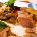 クイントカント - セコンドピアット（仔羊 レンズ豆 芽キャベツ）