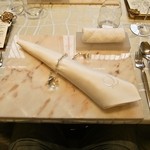 クイントカント - テーブルセット