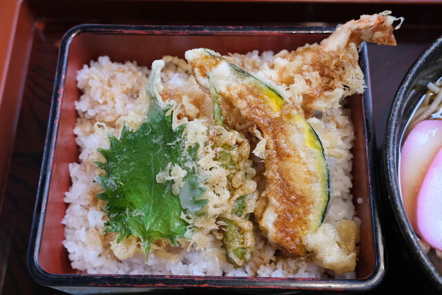 手打 やすえ - 聚楽園/うどん | 食べログ