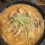 AKIHA麺屋 粋翔 - 味噌の白