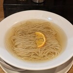 麺と向かって鰹 - 