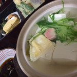 きょう坂 - 豆腐・麩・水菜・湯葉が入ってます！