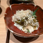 磯一 - 山芋とわさびのツンツン漬け547円