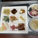大江戸温泉物語 わんわんリゾート 粟津 - 料理写真:夕食  ビュッフェの一部