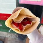 クレープハウス ピーナッツ - 生イチゴ！