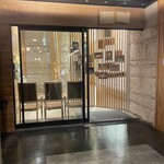 完全個室 クラフトビール×肉バル クラフトマーケット - 入り口です！！　明るい感じで良い