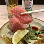 完全個室 クラフトビール×肉バル クラフトマーケット - 鮪は鮮度抜群で良い✨