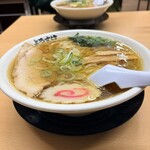 麺屋ようすけ - 料理写真:ラーメン